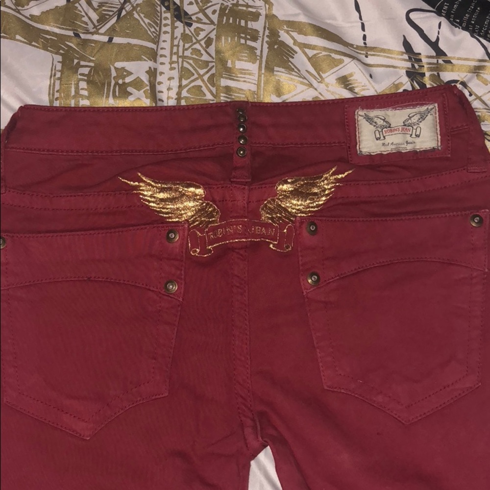 Woman robins jeans